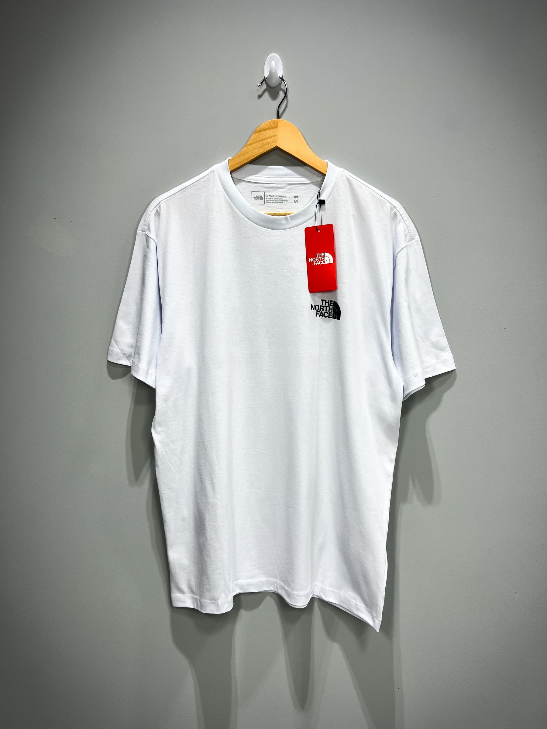 Camiseta The North Face - “Box NSE Tee”