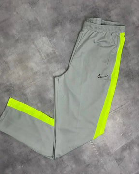 Conjunto NK Dri-Fit 2021 (Cinza e Verde)